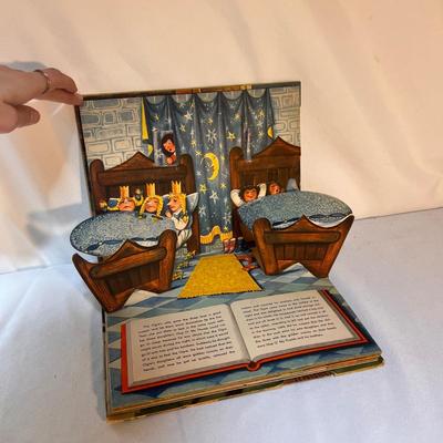 Jack and The Bean-Stalk Pop-Up Book and Other Vintage Kid’s Items (P-DZ)