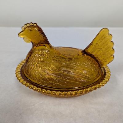 Vintage Amber Indiana Glass 7" Nesting Hen