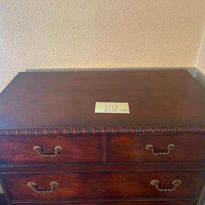 U12- Dresser