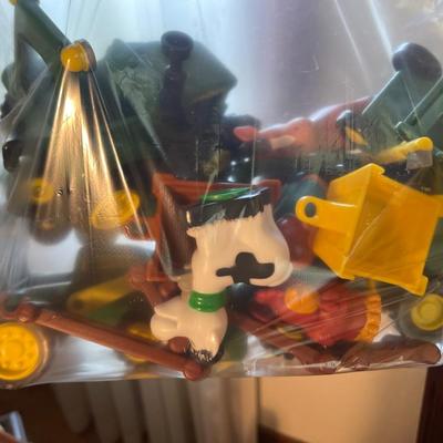 U15-Tractor/Train Lot