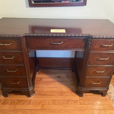 U21-Desk