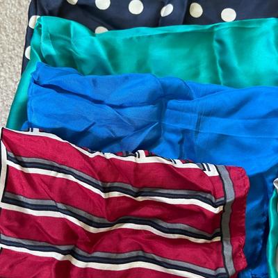 Lot of 15 Silk Men's Suits Pocket Squares