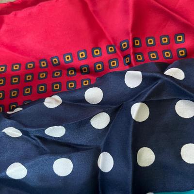 Lot of 15 Silk Men's Suits Pocket Squares
