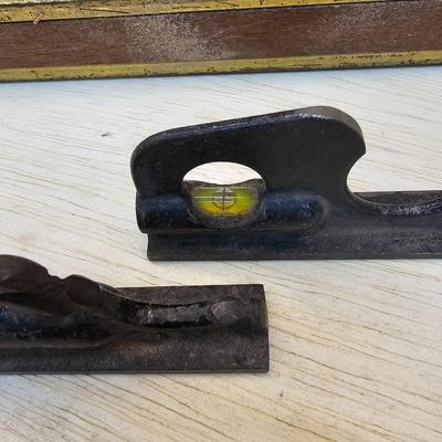 Assortment of Levels including Cast Iron Levels (WS-JS)