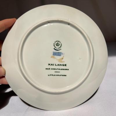 Royal Copenhagen Collectible Plates and More (P-DZ)