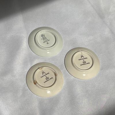Royal Copenhagen Collectible Plates and More (P-DZ)