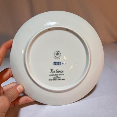Royal Copenhagen Collectible Plates and More (P-DZ)