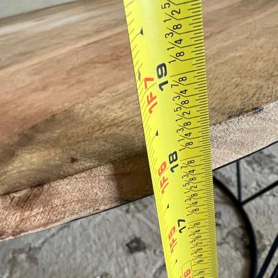 Round Wood Coffee Table Geometric Metal Frame 33" Diameter