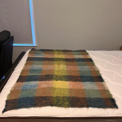 Vintage Wool Blankets (P-DZ)
