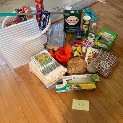 U32- Kitchen Lot