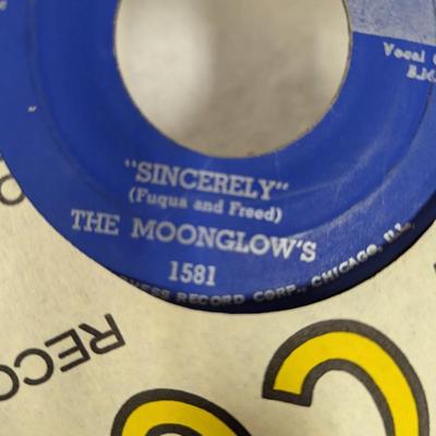 Vintage 45 Records The Moonglow's The Crests & Various Artists Lot 6