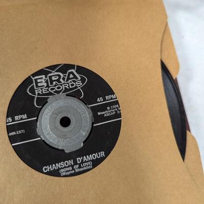 Vintage 45 Records Elvis Elton John Smokey Robinson Patsy Cline & Various Artists