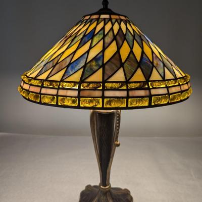 Vintage Quoizel Stained Glass Lamp