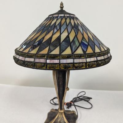 Vintage Quoizel Stained Glass Lamp