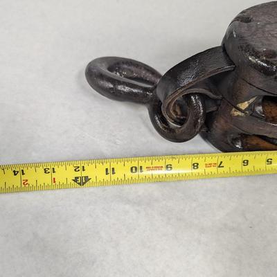 Vintage Barn Pulley