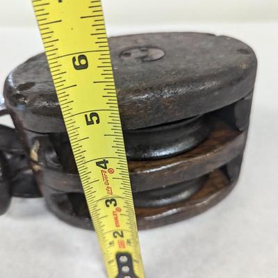 Vintage Barn Pulley