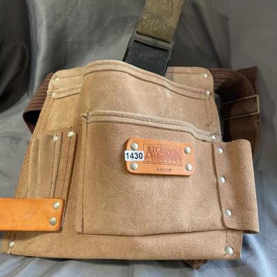 Tool belt