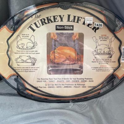 Turkey lifter
