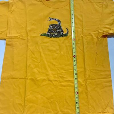 “Don’t Tread on Me” Tee Shirt w/ Rattlesnake