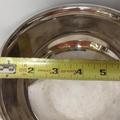 2 silver plate and 2 glass bowls