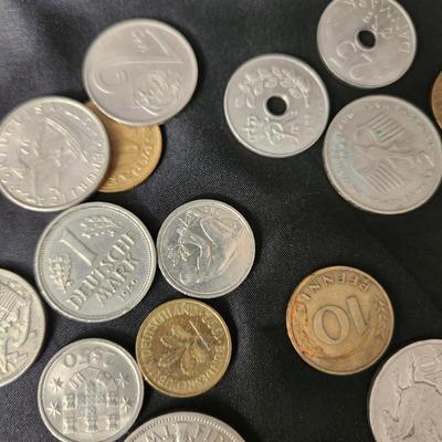 Large Mixed lot of Foreign Country Coins & currency