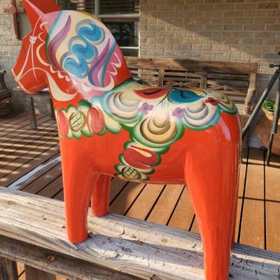 Nils Olsson painted Dala horses