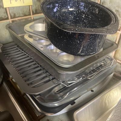 K24-miscellaneous kitchen lot