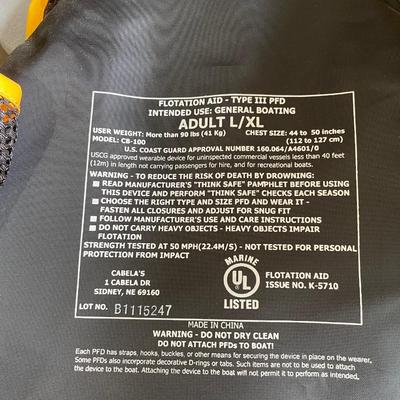 Cabellas large/xl life jacket