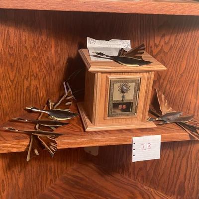 Z3-Bank and Vintage Decor
