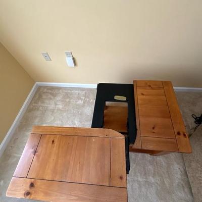 A Great Coffee Table with a Raising Top