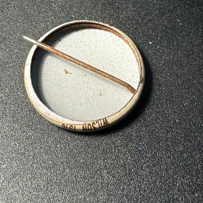 War button / pinback