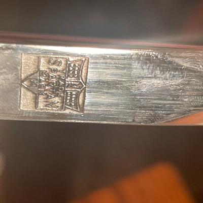 E6-Pair of swords
