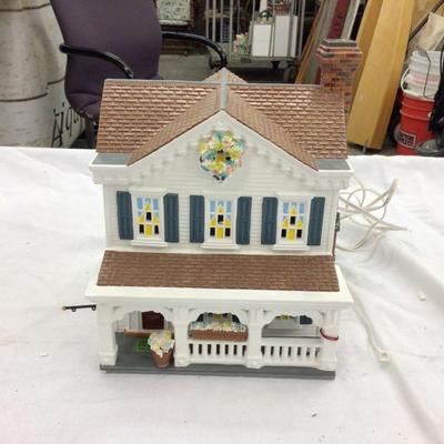 Year Round Holiday House Dept. 56 Snow Village