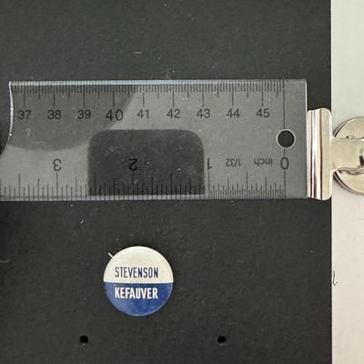 Stevenson / Kafauver political pin