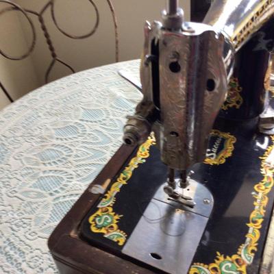 Portable Success Sewing Machine Hand Crank With Cover