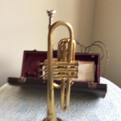 Cornet Music Instrument with Alligator Case