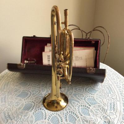 Cornet Music Instrument with Alligator Case