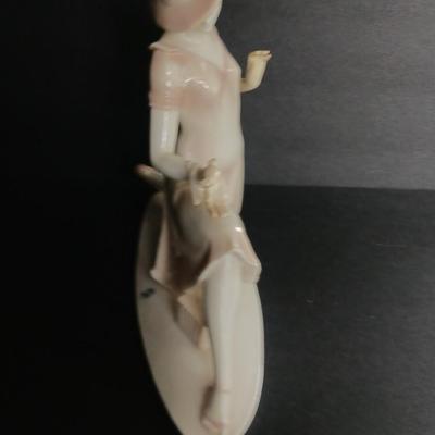 Immaculate 1930's Art Deco Dressel & Kister/Passau signed "horn" blue brush mark Figure