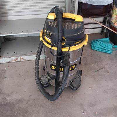 STANLEY 8.0 GALLON SHOP VAC