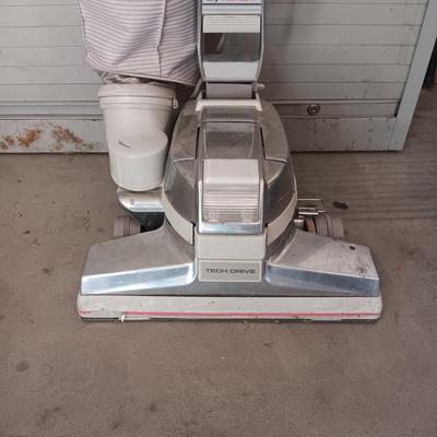 KIRBY GENERATION 3 VACUUM
