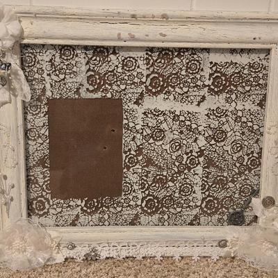 White Design Photo Frame
