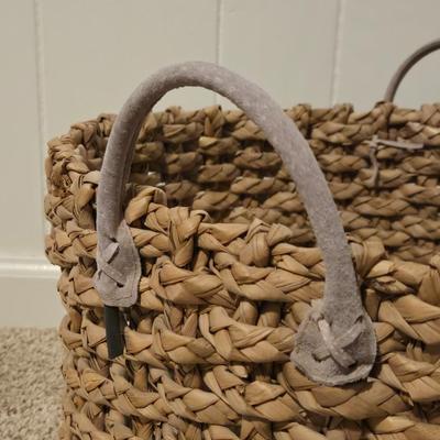 Wicker Basket with Suede Handles