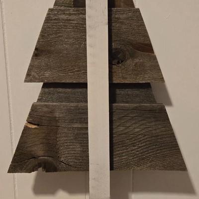 Wood Pine Tree Decor