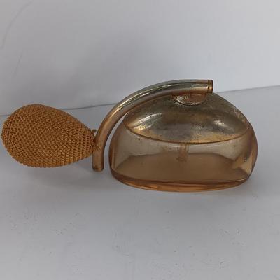 Antique perfume atomizer