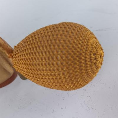 Antique perfume atomizer