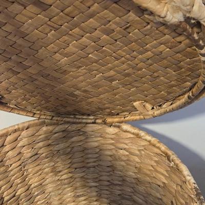 Nice heavy Lid Wicker Basket