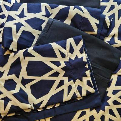 Queen Size Navy & White Comforter & Shams