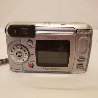 Canon Power Shot A590 and Kodak Easy Share DX6440 (LR-KD)