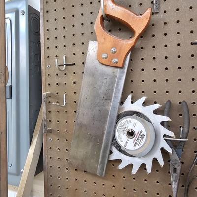 Peg Board Tool Rack & Tools (WS-JS)