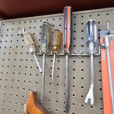 Peg Board Tool Rack & Tools (WS-JS)